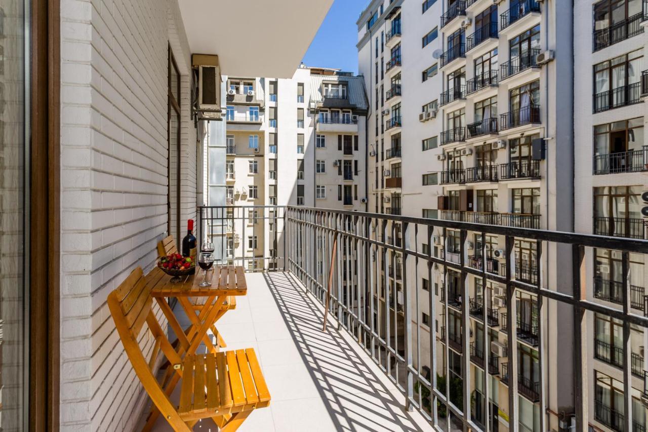 Apartment In The City Centre Ll 트빌리시 외부 사진